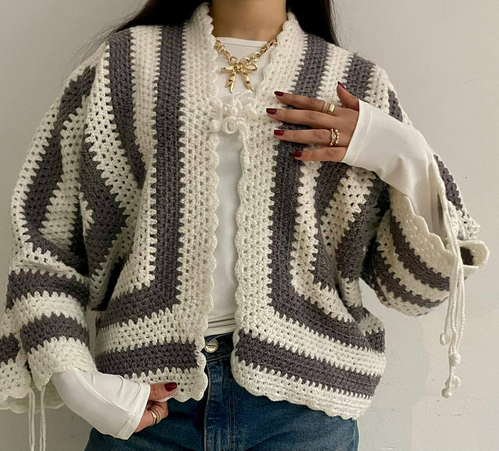 Veste Crochet Oversize Gris & Blanc – Fait Main